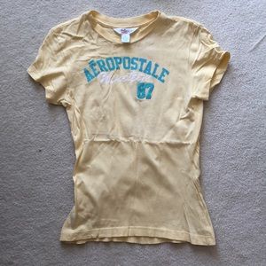 Aeropostale t shirt size S EUC